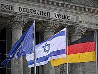 Нетаниягу поздравил Мерца с победой на выборах, тот пригласил его в Германию