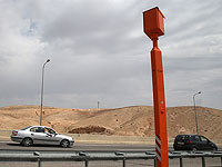 Новое явление в Израиле: вандалы ломают дорожные камеры и фотографируются