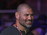 Бывшего чемпиона UFC Кейна Веласкеса приговорили к пяти годам тюремного заключения