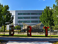 Суд в США ввел временный запрет на отказ в финансировании 