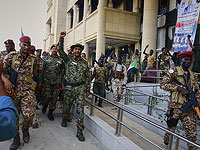 Аль-Бурхан из президентского дворца объявил об освобождении Хартума