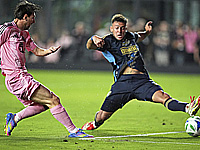 Лионель Месси забил победный гол в поединке лидеров MLS. Таль Барибо сыграл 75 минут