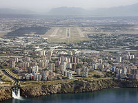 Самолет с направляющимися в Польшу старшеклассниками экстренно приземлился в Турции