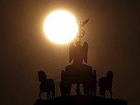 FT: власти Берлина приняли решение о депортации четырех пропалестинских активистов