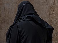 Ynet: за антисемитские заявления из Израиля выслана русская монахиня, которая раньше была певицей