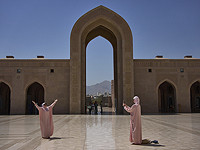 МИД Ирана сообщил, что следующий раунд переговоров с США вновь пройдет в Омане