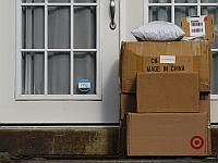 Гонконг прекращает отправку почты в США