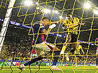 Гирасси забил три гола и установил рекорд. 