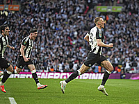 Потрясающий гол Мерфи. Традиционный автогол Гэи.