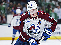 3 очка Маккиннона. Достижение Макара