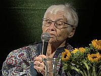 Тысячи людей собрались на Площади Похищенных послушать воспоминания о Холокосте