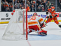 9 голов в третьем периоде. Покер Эрикссона. Результаты матчей НХЛ