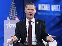 CBS News: Трамп увольняет советника, случайно добавившего журналиста в секретный чат