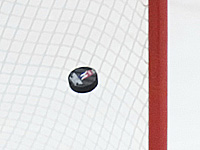 В финале юниорского чемпионата мира по хоккею сыграют сборные Канады и Швеции