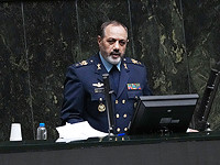 Министр обороны Ирана представил ракету, 