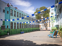 Школы отложили празднование Дня Учителя из-за снижения зарплат и забастовки