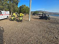 На пляже Дугит на Кинерете из воды извлекли подростка, врачи борются за его жизнь