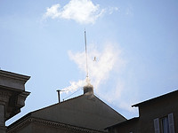 Белый дым над Ватиканом: избран новый Папа Римский