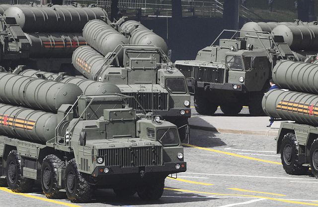 Военный парад в Москве 9 мая 2025 года. Фоторепортаж Военный парад в Москве 9 мая 2025 года. Фоторепортаж