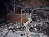 В Кашмире погибли по меньшей мере 13 мирных жителей; более 50 человек получили ранения