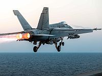 Ночью армия США вновь атаковала объекты хуситов в Йемене