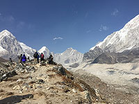Альпинист в 19-й раз поднялся на Эверест, обновив свой рекорд по числу восхождений среди нешерпов