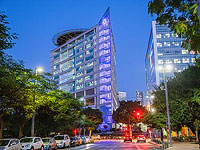 Старший медбрат больницы 