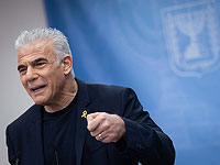 Лапид утверждает, что правительство финансирует гуманитарную помощь в Газу