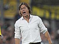 Главным тренером 