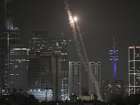 Ночью ЦАХАЛ перехватил около 100 иранских ракет, но несколько ракет упали в жилых районах