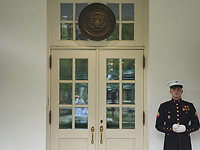 Американские и израильские СМИ: Трамп рассматривает возможность присоединения к ударам по Ирану