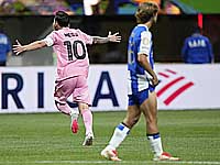 Гол Лионеля Месси в ворота 