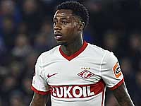 Бывшего нападающего 