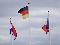 Франция, Германия и Британия призвали Иран вернуться к переговорам