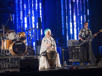 Религиозные певицы победили в суде и провели концерт для женщин