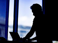 Адвокатам разрешили заверять документы израильтян за границей по видеоконференции