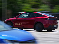 Роботакси Tesla допустило ошибки при тестовом вождении