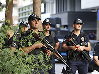 В турецком Измире арестованы 120 человек, оппозиция заявляет о политической подоплеке