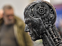 Израильские психологи показали, что ИИ не может человеку заменить человека