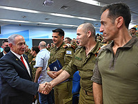 Биньямин Нетаниягу посетил базу Службы тыла: 