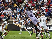 В финале Золотого кубка сыграют сборные США и Мексики