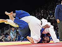 Саудовский дзюдоист отказался пожать руку израильтянину