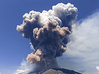 Облако пепла над Этной. Фоторепортаж