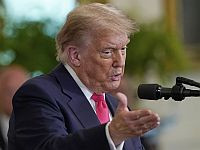 Трамп объявил о введении пошлины в 25% на товары из Японии и Южной Кореи