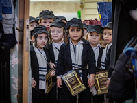 Отчет: ультраортодоксальные школы не преподают базовые предметы в требуемом объеме