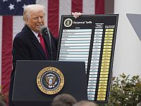 Трамп объявил о пошлинах на импорт из еще 7 стран