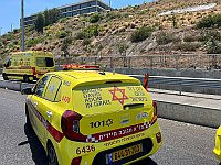 На шоссе Аялон из-за столкновения с автомобилем погиб мотоциклист