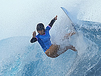 Серфинг. Анат Лелиор стала победительницей Caraibos Lacanau Prо