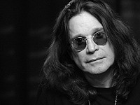 Умер легендарный рок-музыкант Оззи Осборн