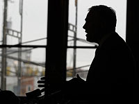 Некоторые люди могут звучать более гневно, когда жалуются. Новое исследование